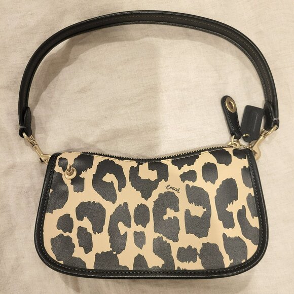 Coach Leopard Swinger Bag 20 - Picture 1 of 3